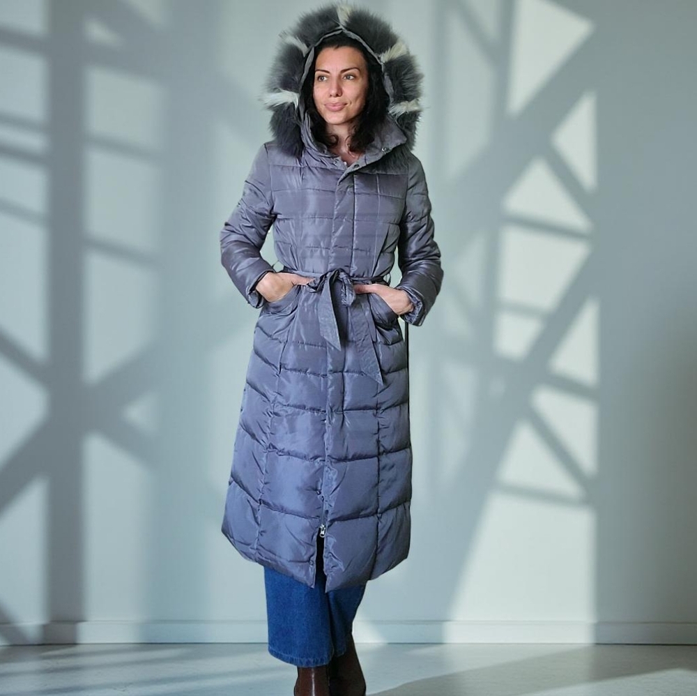 Women's Gray Puffer Midi Coat with Fur Hood - Picture 2 of 11
